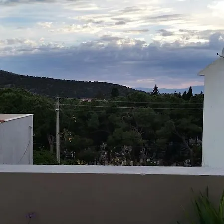 Apartment Evalacati - Stylish Flat Yellow Cesme